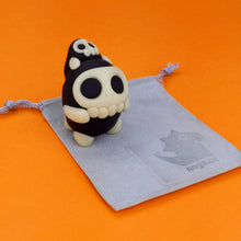 Load image into Gallery viewer, Mama Skeleton!