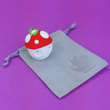 Load image into Gallery viewer, Toadstool