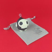 Load image into Gallery viewer, Glowing Skeleton Ornament