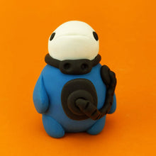 Load image into Gallery viewer, Scuba Beluga