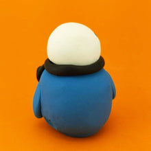 Load image into Gallery viewer, Scuba Beluga