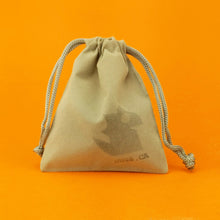 Load image into Gallery viewer, Scuba Beluga