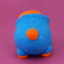 Load image into Gallery viewer, Suburban Salamander