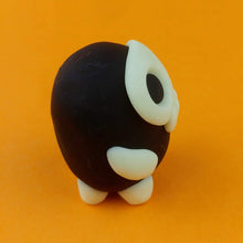 Load image into Gallery viewer, Skeleton Nug