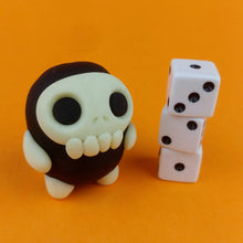 Load image into Gallery viewer, Skeleton Nug