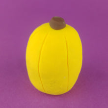 Load image into Gallery viewer, Banana Nug