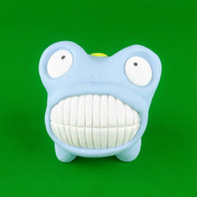 Load image into Gallery viewer, Quadrupedal Slug