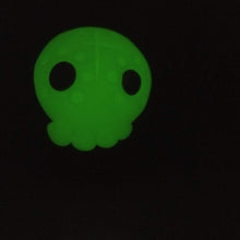 Load image into Gallery viewer, Glowing Muerte Ornament

