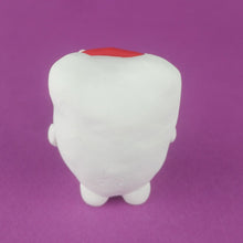 Load image into Gallery viewer, Lady Yeti
