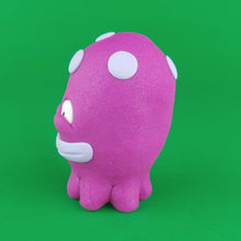 Load image into Gallery viewer, Heptapus (or Hexapus?)
